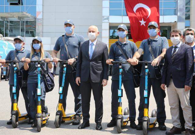 PTT'de yeni dönem balşıyor: İstanbul'da elektrikli skuter ile dağıtım yapacak PTT'de yeni dönem balşıyor: İstanbul'da elektrikli skuter ile dağıtım yapacak