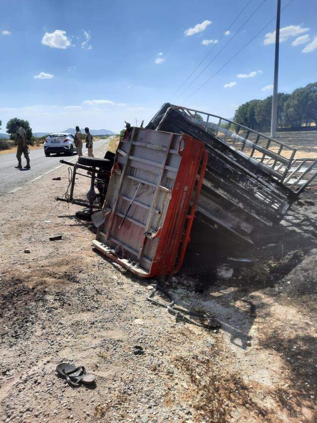 Diyarbakır'da iki farklı yerde iki kaza: 3 ölü, 10 yaralı