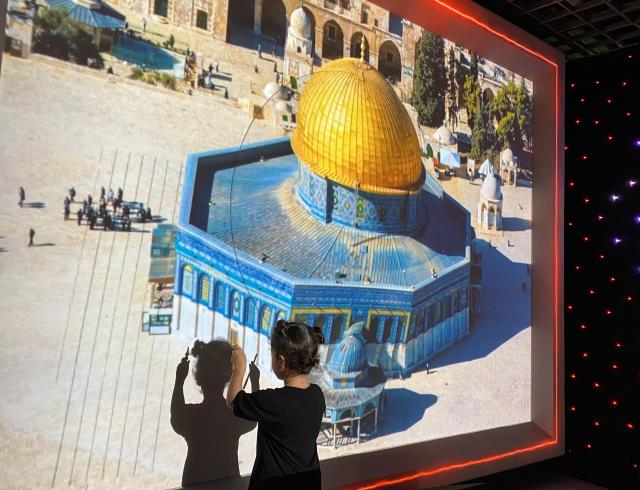 'Geçmişten Bugüne Kudüs' dijital gösterimi bir ay boyunca Marmaray Yenikapı İstasyonu'nda