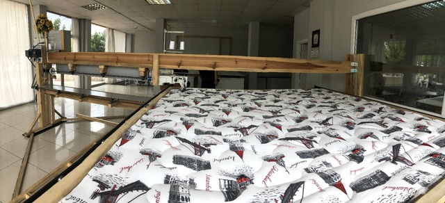 Dikim makinesi fiyatı yüksek olunca ahşaptan kendisi üretti Dikim makinesi fiyatı yüksek olunca ahşaptan kendisi üretti