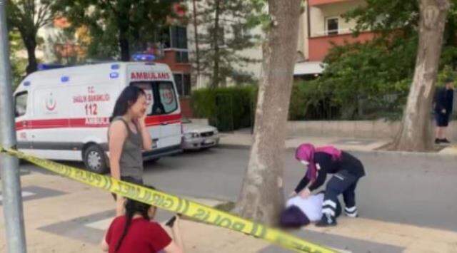 Genç kızın 'anne' diye feryadı tüyleri diken diken etti: Yaşıyor mu bakın, yaşıyor mu