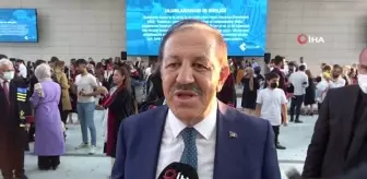 Cemal Kalyoncu, öğrencilerin heyecanına ortak oldu