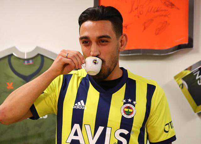G.Saray Başkanı Burak Elmas, Visca'ya imza attırıp Ali Koç'un İrfan Can çalımına yanıt verecek G.Saray Başkanı Burak Elmas, Visca'ya imza attırıp Ali Koç'un İrfan Can çalımına yanıt verecek