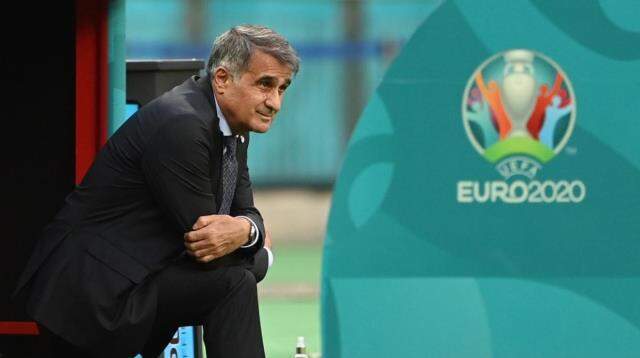 TFF Başkanı Nihat Özdemir'den Şenol Güneş'e tam destek: Seni bırakmayız hocam TFF Başkanı Nihat Özdemir'den Şenol Güneş'e tam destek: Seni bırakmayız hocam