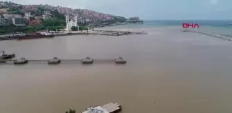 Zonguldak'ta denizin rengi değişti