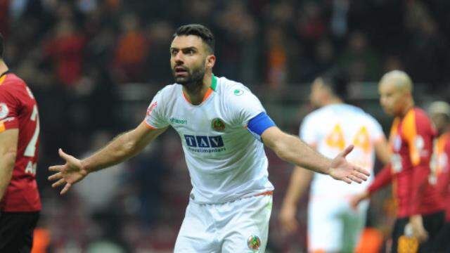 6 ay önce Alanyaspor'la sözleşme uzatan Tzavellas, 'Ailevi sebeplerim var' diyerek kulüpten ayrıldı 6 ay önce Alanyaspor'la sözleşme uzatan Tzavellas, 'Ailevi sebeplerim var' diyerek kulüpten ayrıldı