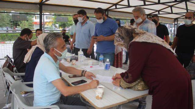 Aşı olmayanlar için kısıtlamalar yolda! Van Valisi ilk işareti verdi Aşı olmayanlar için kısıtlamalar yolda! Van Valisi ilk işareti verdi