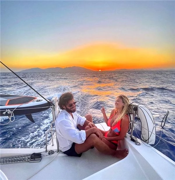 Can Yaman ile sevgilisi Diletta Leotta'nın tekne keyfi