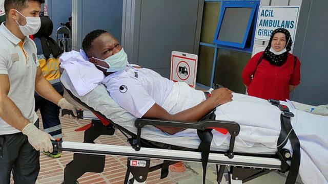 Son Dakika: Babacar, hastaneye kaldırıldı! Alanya'nın yıldız futbolcusu, Burdur kampında kalp spazmı geçirdi