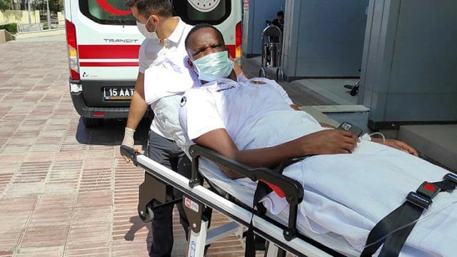 Son Dakika: Babacar, hastaneye kaldırıldı! Alanya'nın yıldız futbolcusu, Burdur kampında kalp spazmı geçirdi
