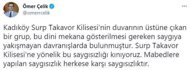 Kadıköy'de kilise duvarının üstüne çıkarak dans eden 3 kişi gözaltına alındı Kadıköy'de kilise duvarının üstüne çıkarak dans eden 3 kişi gözaltına alındı