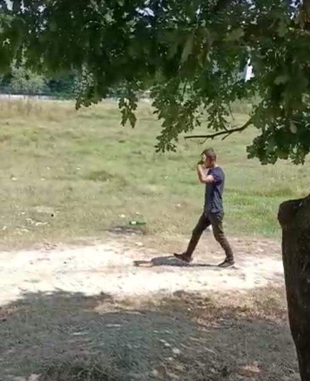 Pişkinliğin bu kadarı! Ormanı yakıp, elini kolunu sallaya sallaya bölgeden ayrıldı Pişkinliğin bu kadarı! Ormanı yakıp, elini kolunu sallaya sallaya bölgeden ayrıldı