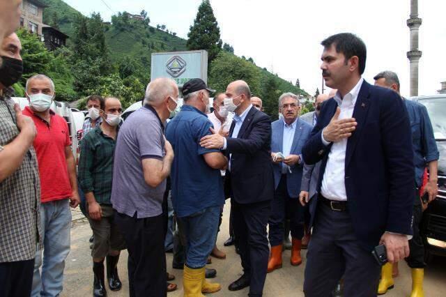 Hasarın seviyesi gün ağarınca belli oldu! Rize'deki sel felaketinde: 2 kişi oldu, 6 kişi kayıp Hasarın seviyesi gün ağarınca belli oldu! Rize'deki sel felaketinde: 2 kişi oldu, 6 kişi kayıp
