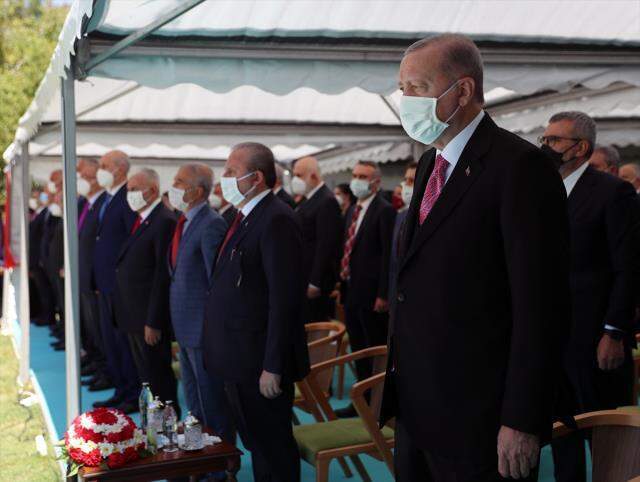 Son Dakika! 15 Temmuz gecesi gecesiyle ilgili kritik mesaj! Cumhurbaşkanı Erdoğan: Kimse bu şanlı mücadeleyi önemsizleştiremez Son Dakika! 15 Temmuz gecesi gecesiyle ilgili kritik mesaj! Cumhurbaşkanı Erdoğan: Kimse bu şanlı mücadeleyi önemsizleştiremez
