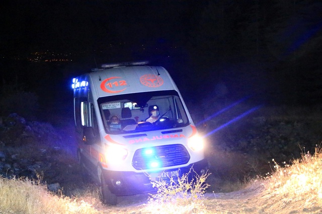 Kayısı bahçesinde dehşet! Tüfekle vurulan genç kız hayatını kaybetti
