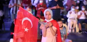 Zeytinburnu'nda 'Destanın Uyanışı 15 Temmuz Sergisi' açıldı