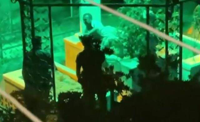 Yatırın tapulu malı olduğunu öne süren vatandaş, içine girip yattı Yatırın tapulu malı olduğunu öne süren vatandaş, içine girip yattı