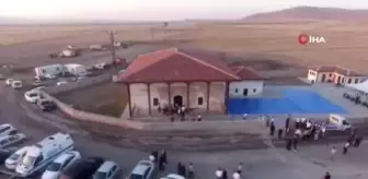 Tarihi Kutluhan Camii cemaatine kavuştu