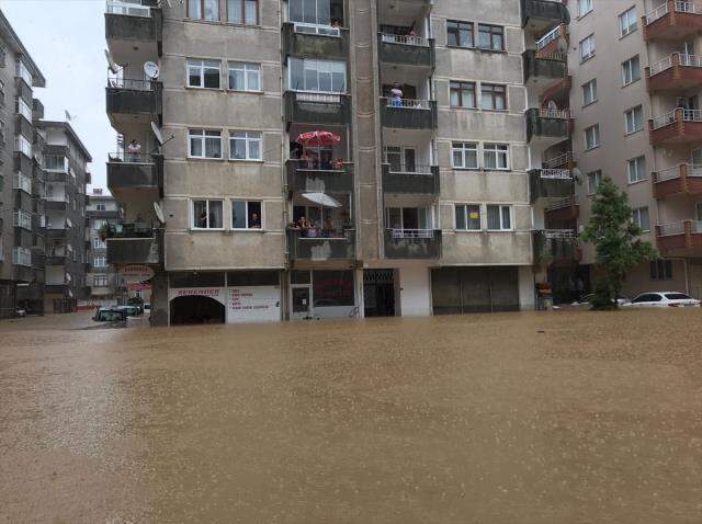 Son Dakika! Bakan Soylu: Artvin'deki sel felaketine patlayan barajın neden olduğu iddiaları doğru değil