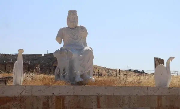 UNESCO listesinde bulunan Cehennem Kapısı'ndaki hayvan ölümlerinin zeminde biriken zehirli gazdan kaynaklandığı ortaya çıktı