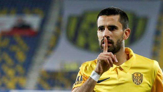 Eski Fenerbahçeli Alper Potuk eleştirilere patladı: Herkes işine baksın
