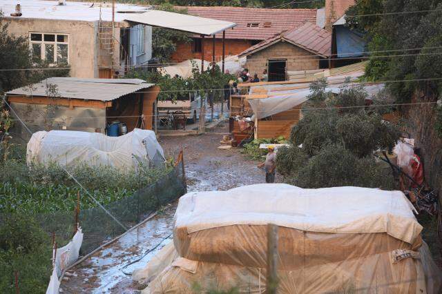 Son Dakika: Manavgat'ta 4 ayrı noktada orman yangını çıktı! 3 mahalle boşaltıldı Son Dakika: Manavgat'ta 4 ayrı noktada orman yangını çıktı! 3 mahalle boşaltıldı