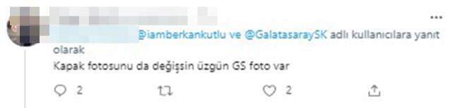 Dakika bir gol bir! Galatasaray taraftarı, baskı yaparak yeni transfer Berkan'a fotoğraf kaldırttı Dakika bir gol bir! Galatasaray taraftarı, baskı yaparak yeni transfer Berkan'a fotoğraf kaldırttı