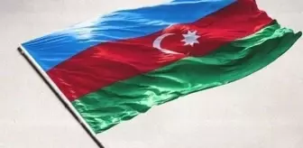 Azerbaycan'ın Türkiye'ye yolladığı yardım konvoyu Gürcistan'da