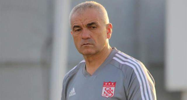 Avrupa'daki temsilcilerimiz için kura günü geldi çattı! F.Bahçe ve G.Saray'ın eşleşme ihtimali kuvvetli Avrupa'daki temsilcilerimiz için kura günü geldi çattı! F.Bahçe ve G.Saray'ın eşleşme ihtimali kuvvetli