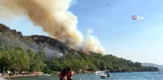 Son dakika haberi: Marmaris'te tatil ve yangın bir arada