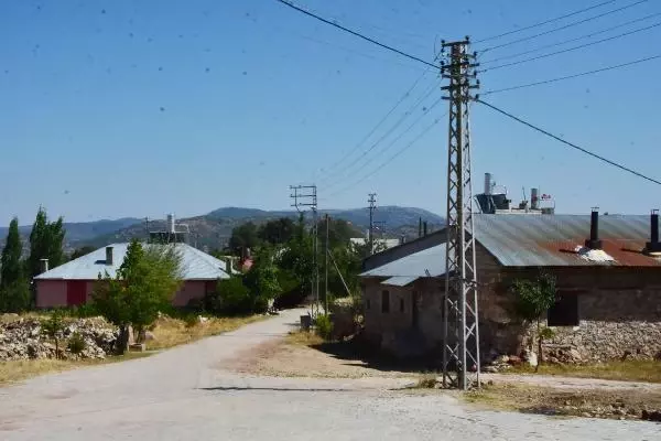 Konya'daki 7 kişinin katil zanlısı Altun bahçelerden elma çalıp, ağaç diplerinde uyumuş