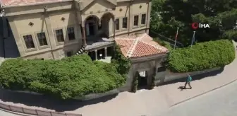 Aynı üniversiteden ikinci Milli Eğitim Bakanı göreve başladı