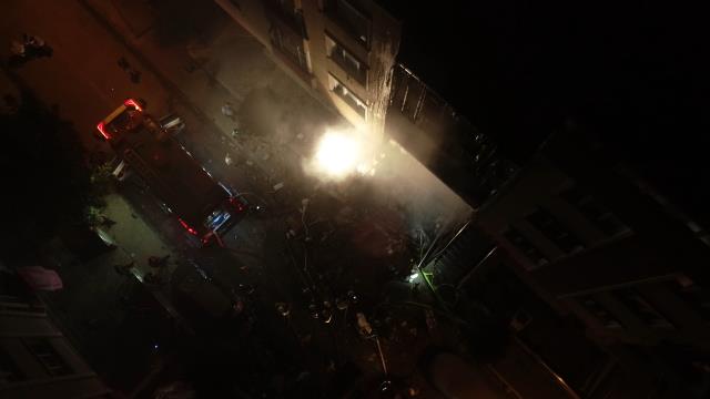 İstanbul'da şiddetli doğalgaz patlaması sokağa döktü! İki kişiden biri ağır yaralandı