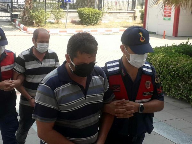 Bahçenin ortasında silahlar patladı! Yüksek fizik mühendisi, arazi kavgasında can vermiş Bahçenin ortasında silahlar patladı! Yüksek fizik mühendisi, arazi kavgasında can vermiş
