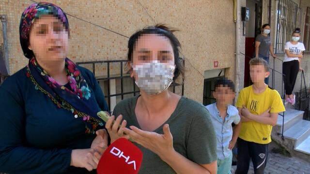 Mahallelinin elinden zor aldılar! 9 yaşındaki kız çocuğunu taciz edip, arkasından apartmana girdi Mahallelinin elinden zor aldılar! 9 yaşındaki kız çocuğunu taciz edip, arkasından apartmana girdi