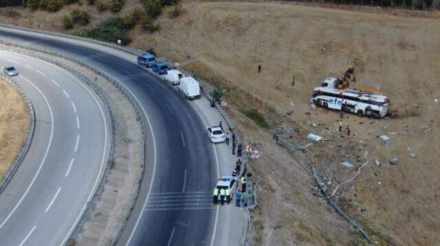 Balıkesir'deki otobüs kazasında emniyet kemerini takan yolcuya hiçbir şey olmadı