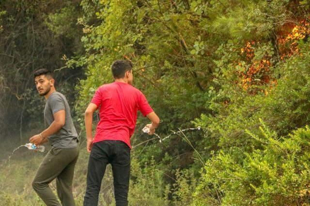 Antalya ve Muğla'da mücadele sürerken Burdur'dan da kötü haber geldi: Bu yangın tehlikeli