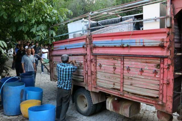 Antalya ve Muğla'da mücadele sürerken Burdur'dan da kötü haber geldi: Bu yangın tehlikeli