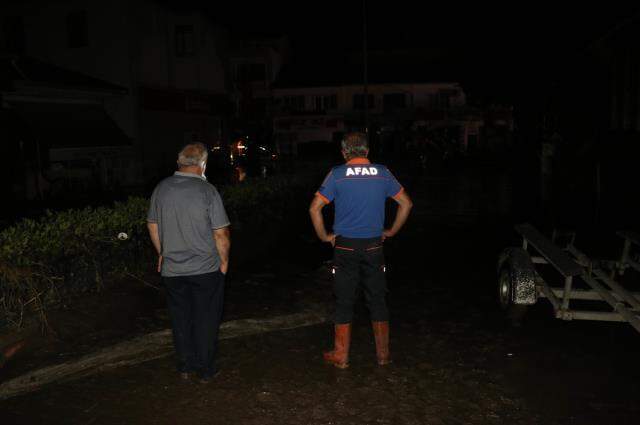 Selin vurduğu Bozkurt'ta yıkım çok büyük! Felaketin büyüklüğü fotoğraf karelerine yansıdı Selin vurduğu Bozkurt'ta yıkım çok büyük! Felaketin büyüklüğü fotoğraf karelerine yansıdı