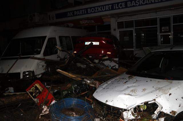 Selin vurduğu Bozkurt'ta yıkım çok büyük! Felaketin büyüklüğü fotoğraf karelerine yansıdı Selin vurduğu Bozkurt'ta yıkım çok büyük! Felaketin büyüklüğü fotoğraf karelerine yansıdı