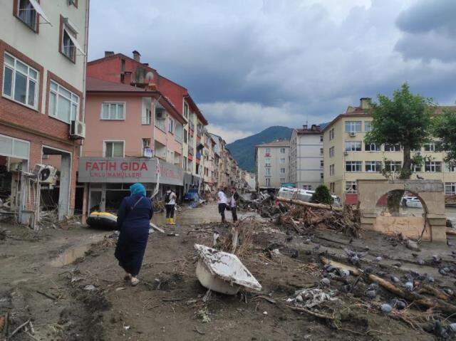 Bakan Soylu, selin yıktığı Bozkurt'ta konuştu: Gördüğüm en ağır sel felaketi, Dereli'deki felaketin 5 misli