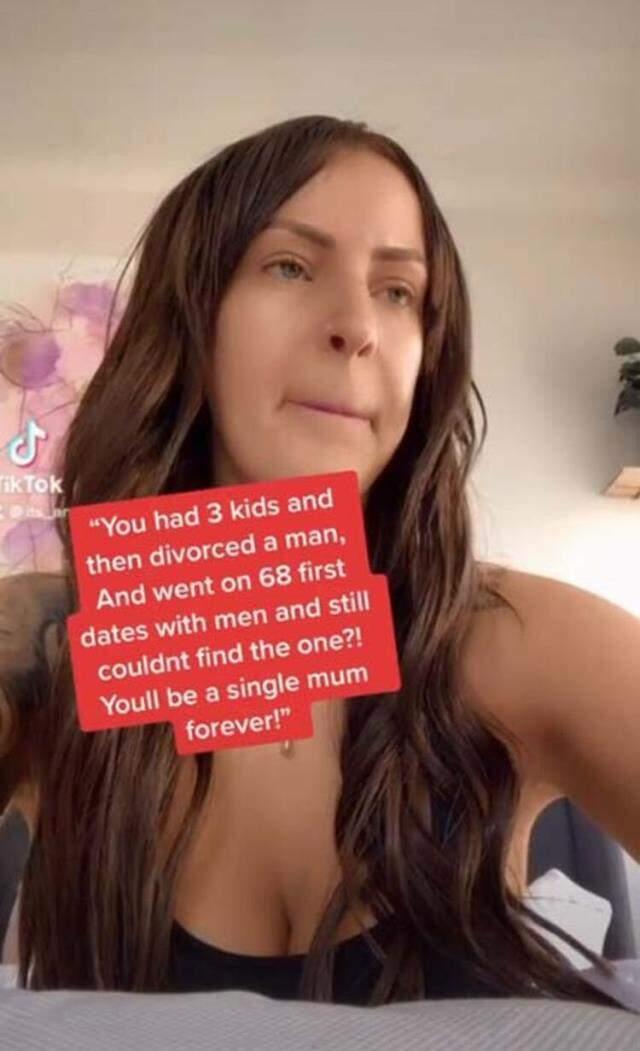 Süpermarkette öpüşen kadınlar, tanımadıkları adamın saldırısıyla neye uğradığını şaşırdı