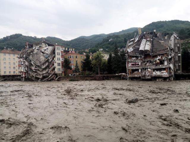 Batı Karadeniz'de felaketin boyutu büyük! İşte il il son durum Batı Karadeniz'de felaketin boyutu büyük! İşte il il son durum
