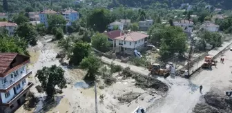 KASTAMONU - Selden etkilenen İnebolu'ya bağlı Özlüce köyü havadan görüntülendi