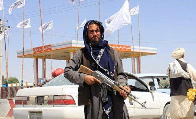 Son Dakika: Afganistan'da 26 şehir merkezi Taliban tarafından ele geçirildi Son Dakika: Afganistan'da 26 şehir merkezi Taliban tarafından ele geçirildi