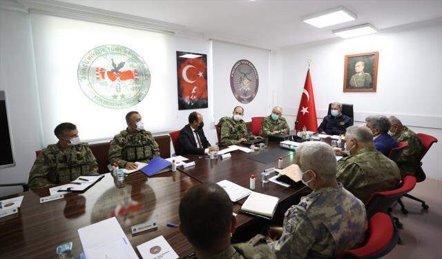 Son Dakika! Cumhurbaşkanı Erdoğan Sıfır noktasındaki birliklere seslendi :Ördüğümüz duvarla giriş-çıkışları engelleyeceğiz Son Dakika! Cumhurbaşkanı Erdoğan Sıfır noktasındaki birliklere seslendi :Ördüğümüz duvarla giriş-çıkışları engelleyeceğiz