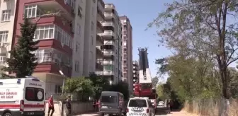Son dakika haberi: Yalnız yaşadığı evde düşen yaşlı kadının yardımına polis ve itfaiye yetişti