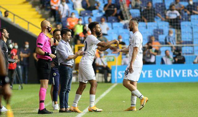 Fenerbahçe sezon başında revire döndü! Bir kötü haber de Serdar Dursun'dan geldi Fenerbahçe sezon başında revire döndü! Bir kötü haber de Serdar Dursun'dan geldi
