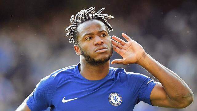 Son Dakika: Beşiktaş'ın yeni transferi Michy Batshuayi, bu gece saat 00.00'da İstanbul'da olacak Son Dakika: Beşiktaş'ın yeni transferi Michy Batshuayi, bu gece saat 00.00'da İstanbul'da olacak