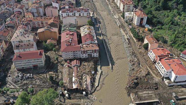 77 kişinin hayatının kaybettiği Batı Karadeniz'deki sel felaketinde kaybolan 47 kişi hala aranıyor 77 kişinin hayatının kaybettiği Batı Karadeniz'deki sel felaketinde kaybolan 47 kişi hala aranıyor